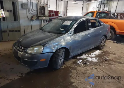 2006 Volkswagen Jetta 2.5 from USA, damaged, VIN 3VWSG71K46M698290